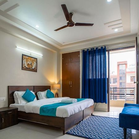 The Lodgers 2 Bhk Serviced Apartment Infront Of Artemis Hospital גורגאון מראה חיצוני תמונה