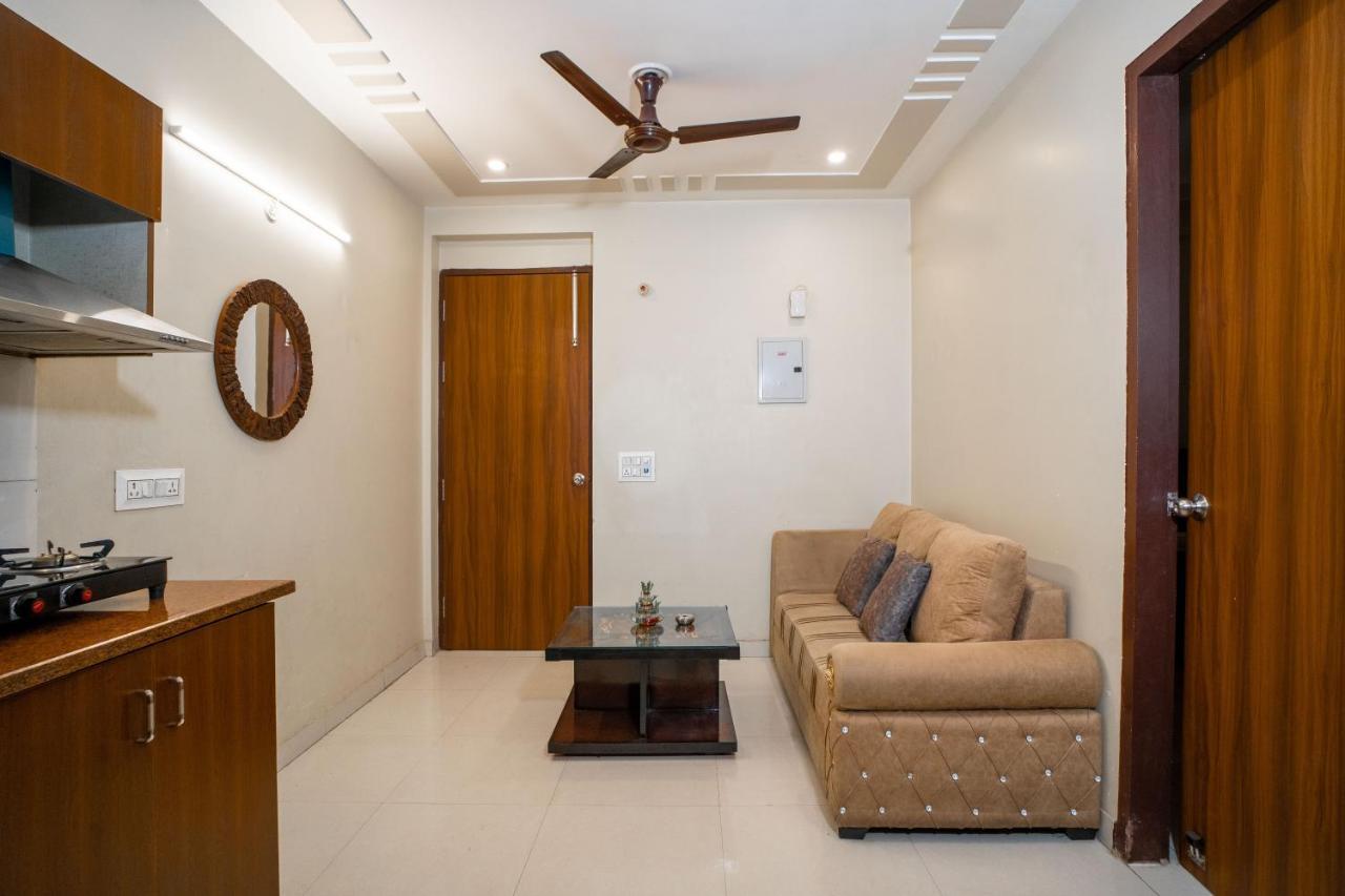 The Lodgers 2 Bhk Serviced Apartment Infront Of Artemis Hospital גורגאון מראה חיצוני תמונה