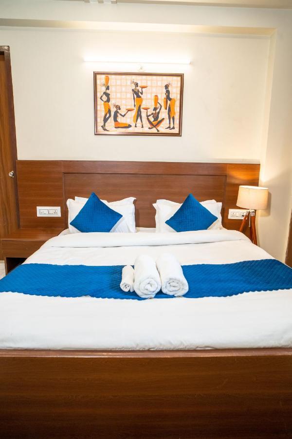 The Lodgers 2 Bhk Serviced Apartment Infront Of Artemis Hospital גורגאון מראה חיצוני תמונה