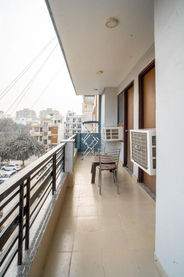 The Lodgers 2 Bhk Serviced Apartment Infront Of Artemis Hospital גורגאון מראה חיצוני תמונה