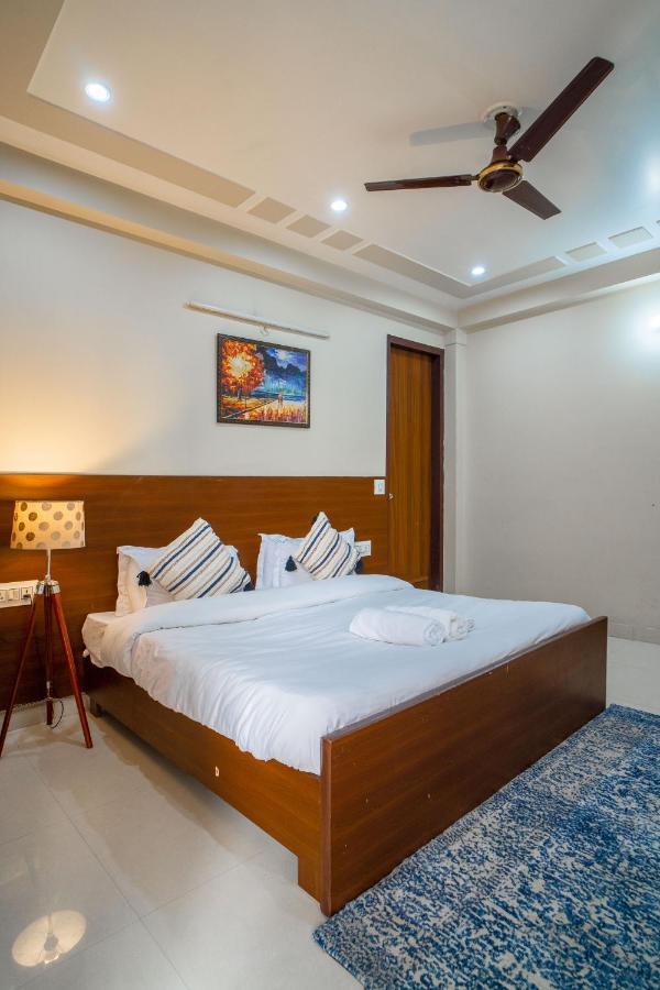The Lodgers 2 Bhk Serviced Apartment Infront Of Artemis Hospital גורגאון מראה חיצוני תמונה