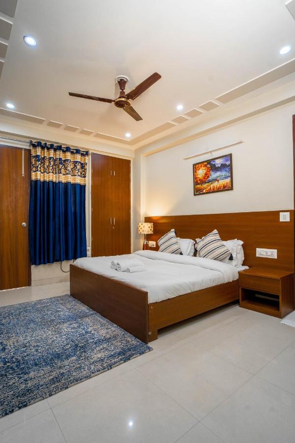 The Lodgers 2 Bhk Serviced Apartment Infront Of Artemis Hospital גורגאון מראה חיצוני תמונה