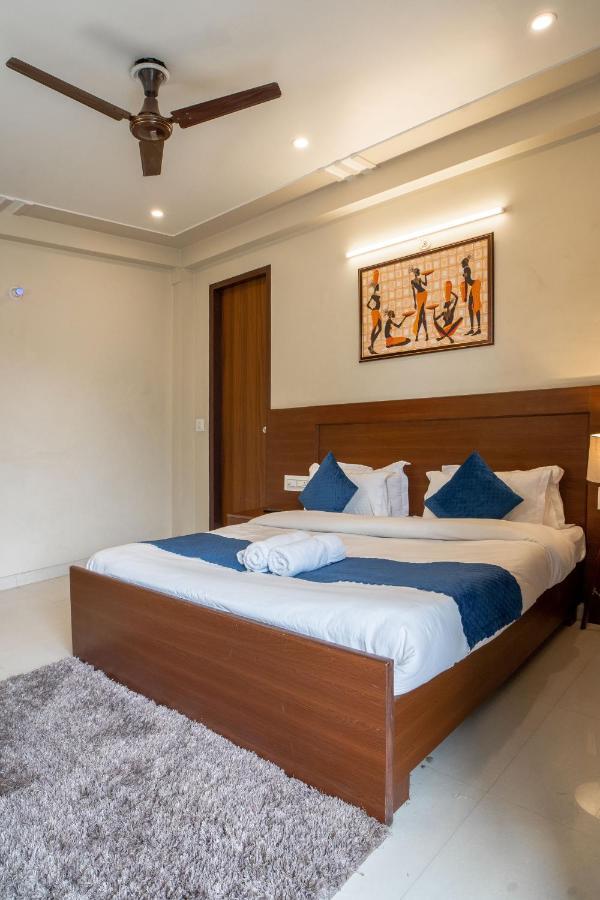 The Lodgers 2 Bhk Serviced Apartment Infront Of Artemis Hospital גורגאון מראה חיצוני תמונה