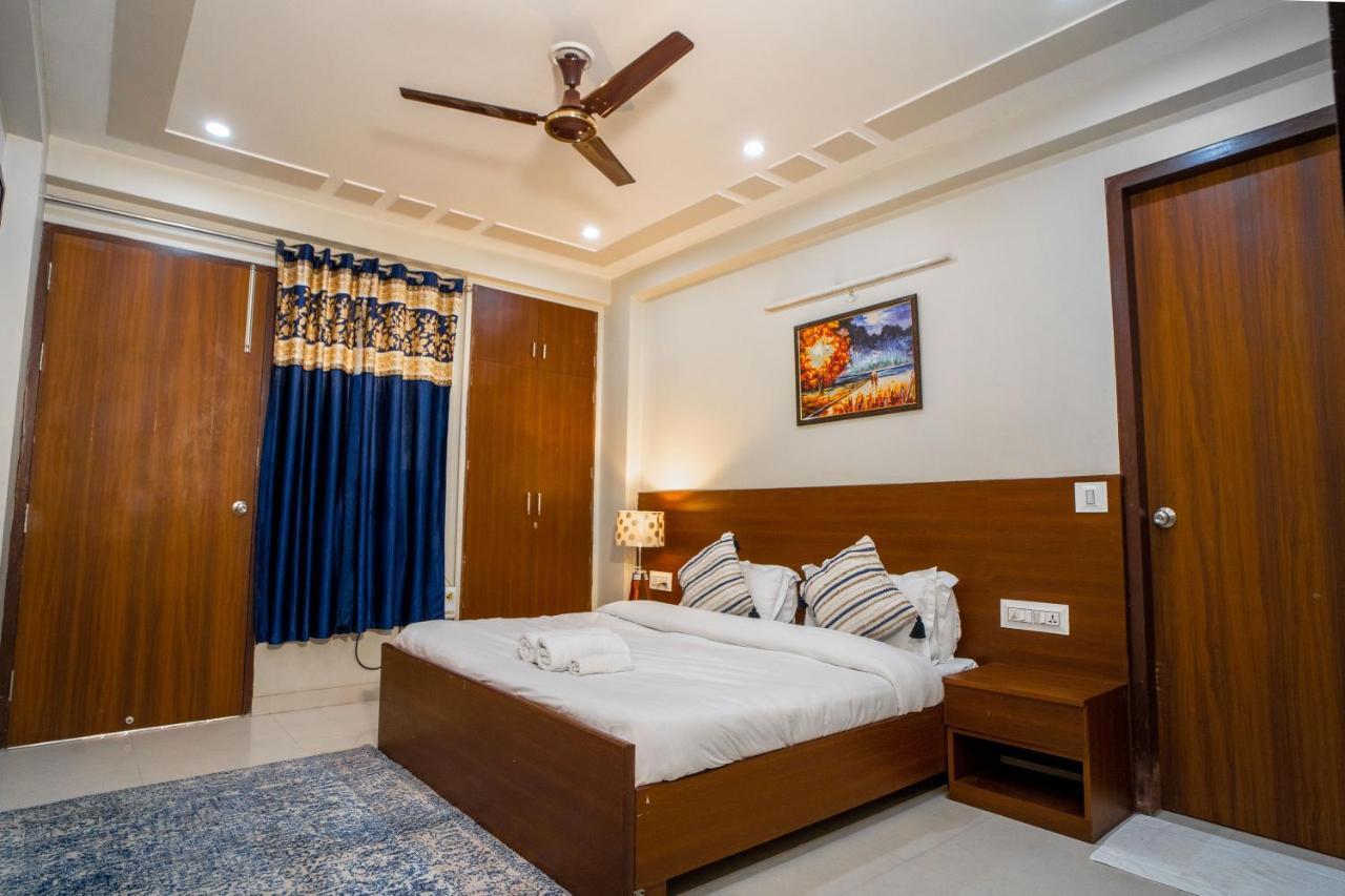 The Lodgers 2 Bhk Serviced Apartment Infront Of Artemis Hospital גורגאון מראה חיצוני תמונה