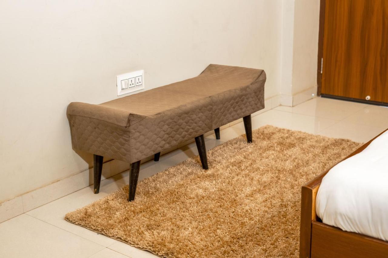 The Lodgers 2 Bhk Serviced Apartment Infront Of Artemis Hospital גורגאון מראה חיצוני תמונה