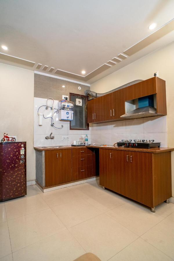 The Lodgers 2 Bhk Serviced Apartment Infront Of Artemis Hospital גורגאון מראה חיצוני תמונה