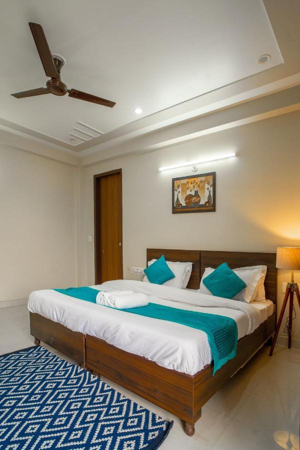 The Lodgers 2 Bhk Serviced Apartment Infront Of Artemis Hospital גורגאון מראה חיצוני תמונה