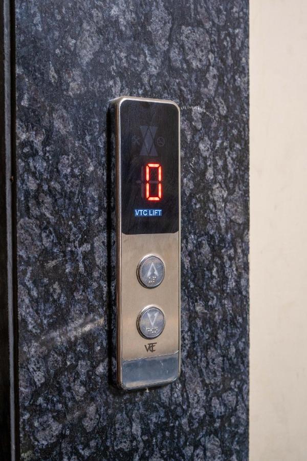 The Lodgers 2 Bhk Serviced Apartment Infront Of Artemis Hospital גורגאון מראה חיצוני תמונה
